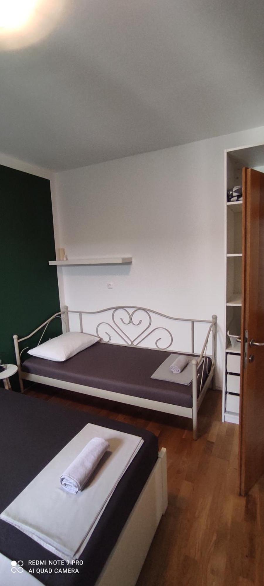 Mala Tonina Apartment Tučepi Стая снимка