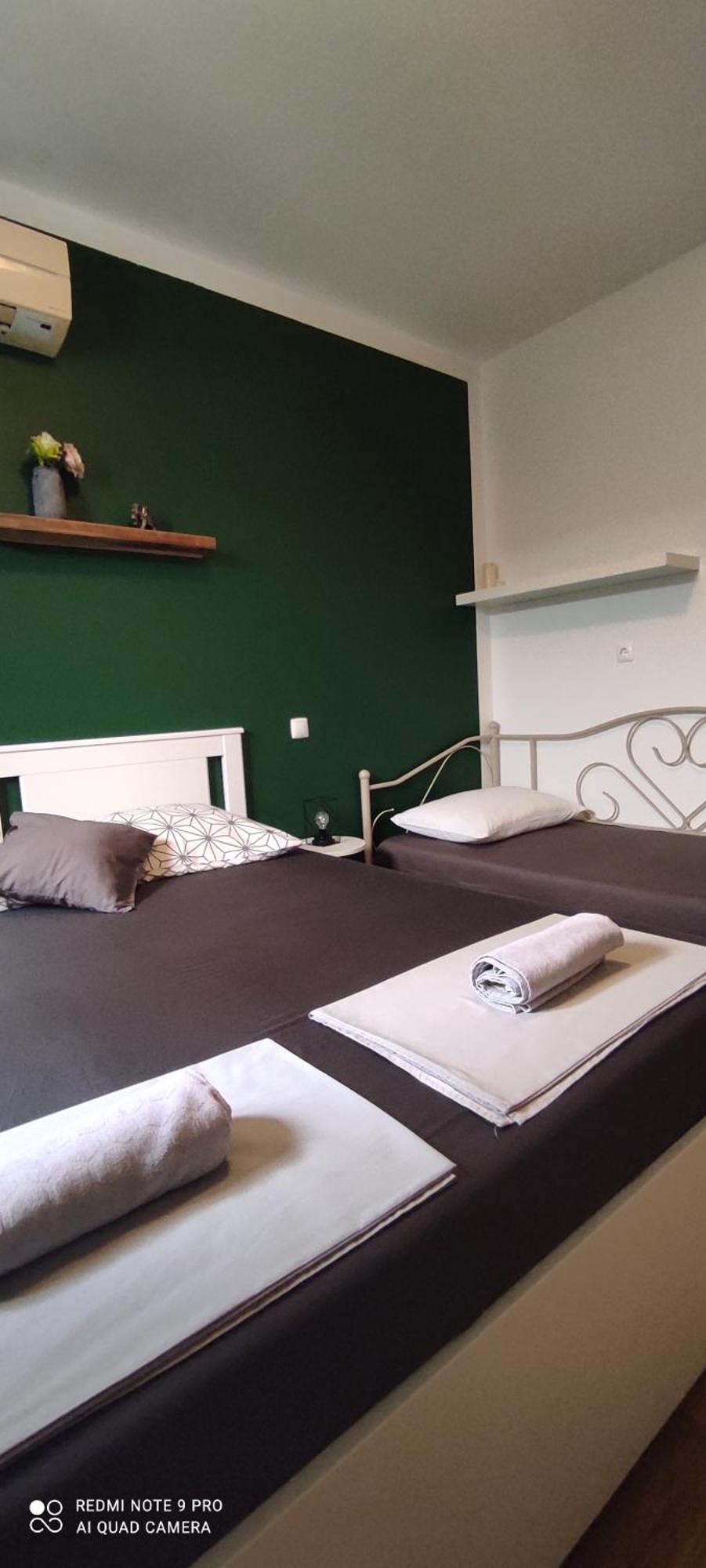 Mala Tonina Apartment Tučepi Стая снимка