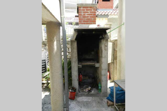 Mala Tonina Apartment Tučepi Екстериор снимка